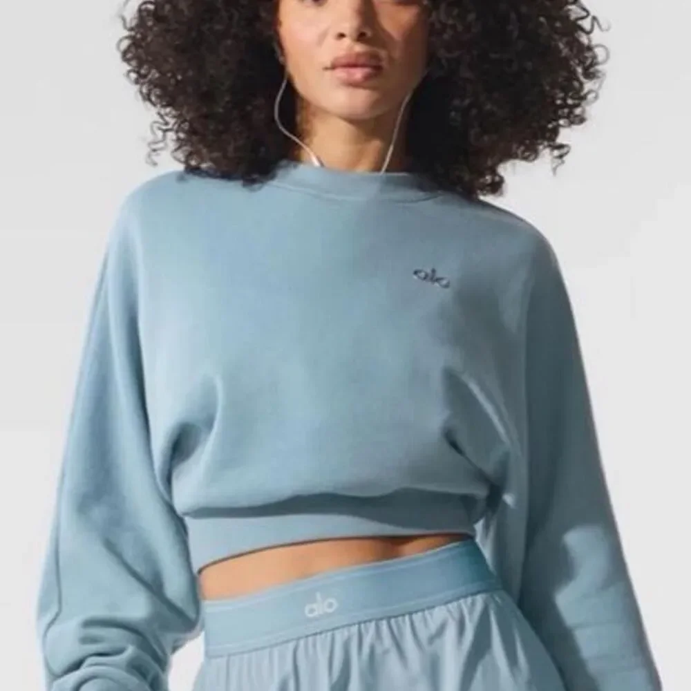 ALO Yoga Celestial Blue Cropped Accolade Crewneck Sweatshirt XS